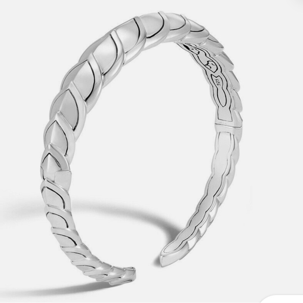 John Hardy Legends Naga collection Sterling silver size M cuff bracelet EUC!